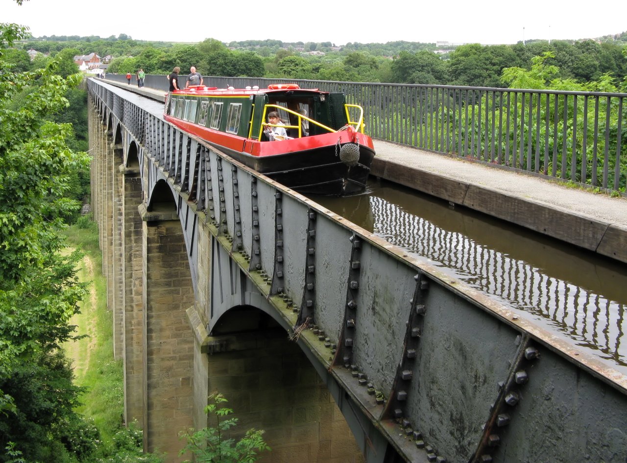 Llangollen Aqueduct Cruise  