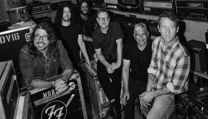 Foo Fighters Return Coach Travel 