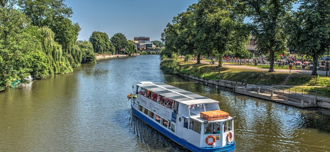 Sabrina Boat Tour, Shrewsbury with Fish and Chips